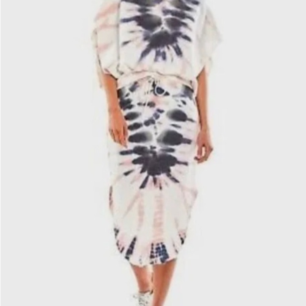 Young Fabulous & Broke Tie Dye Carla Cut Off Hoodie & Gigi Skirt Matching Set